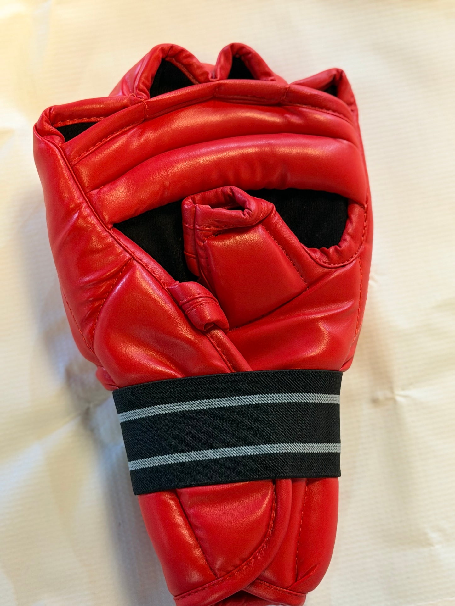 GUANTES HIT STATUS